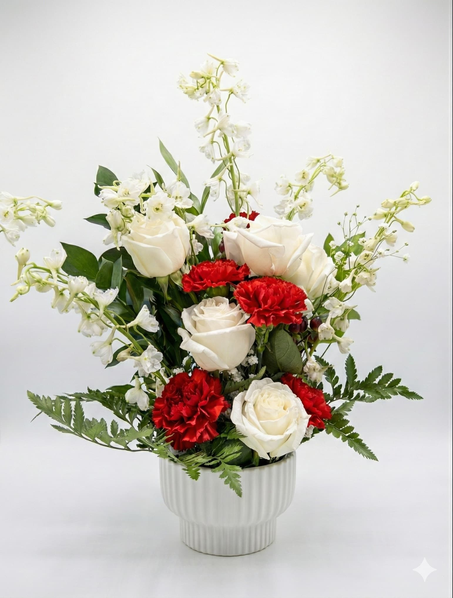 Lehi Christmas Market Bouquet 2 - Medium